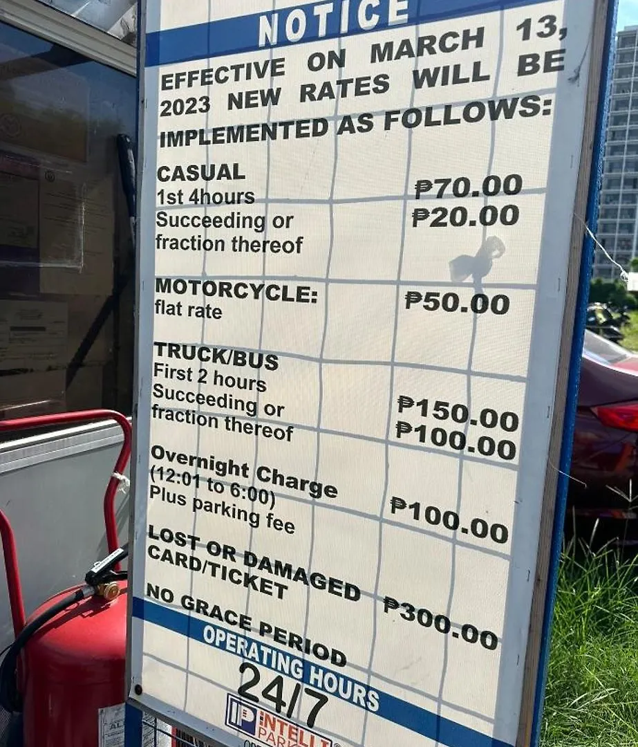 Mid-Century Extent Condo Unit @ Shore 2, Moa Manila 0*,