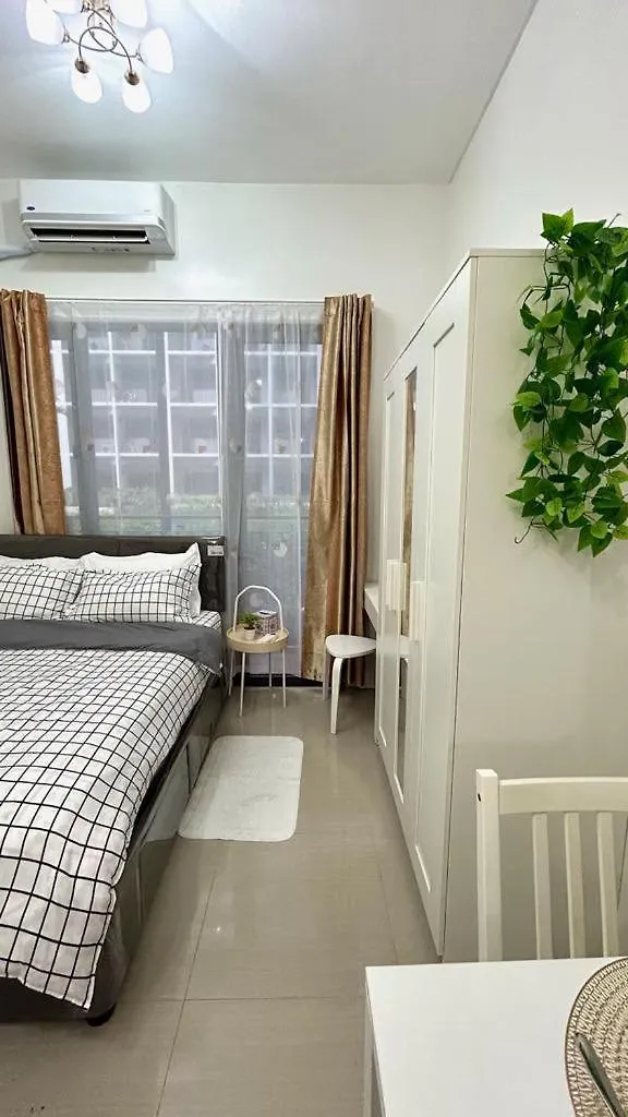 Apartment Mid-Century Extent Condo Unit @ Shore 2, Moa Manila
