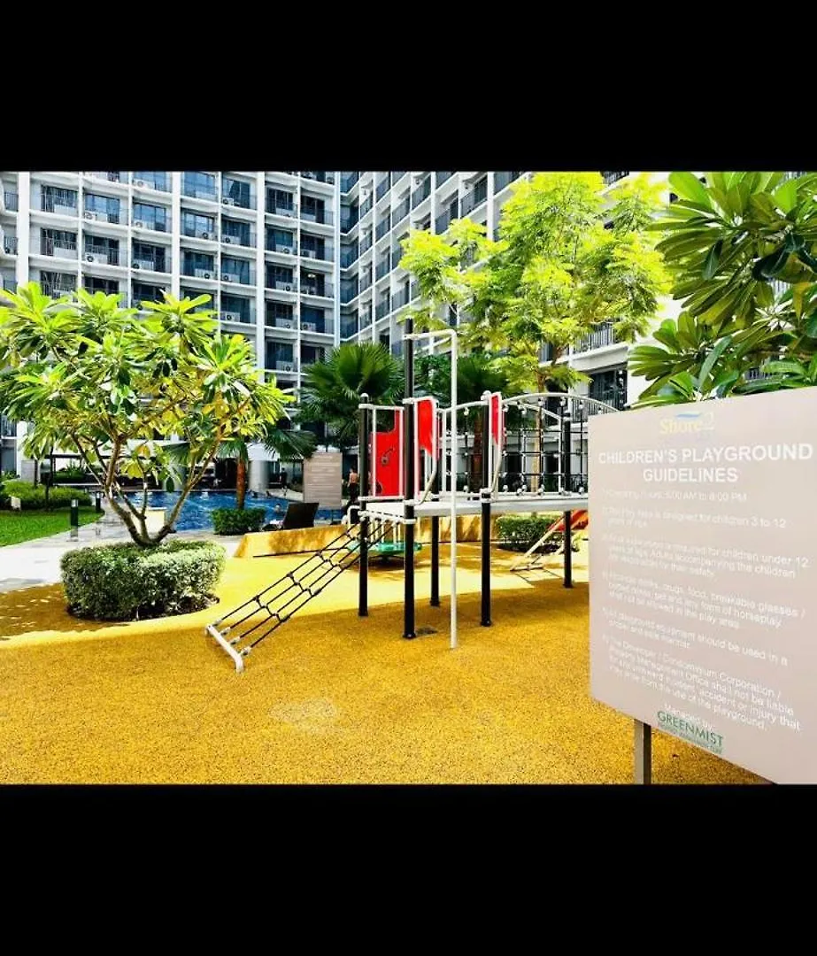 Mid-Century Extent Condo Unit @ Shore 2, Moa Manila 0*,